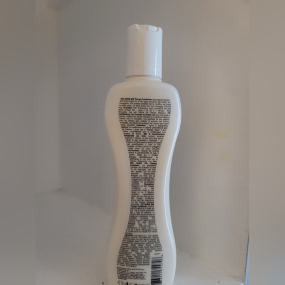 New Sealed Biosilk Conditioner - Picture 2 of 2